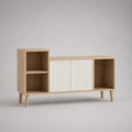 TV-Lowboard aus Spanplatte und MDF mit 2 Türen und 3 offenen Fächern, asymmetrische Stufenform, Eiche natur/Weiß, 150 × 40 × 85 cm